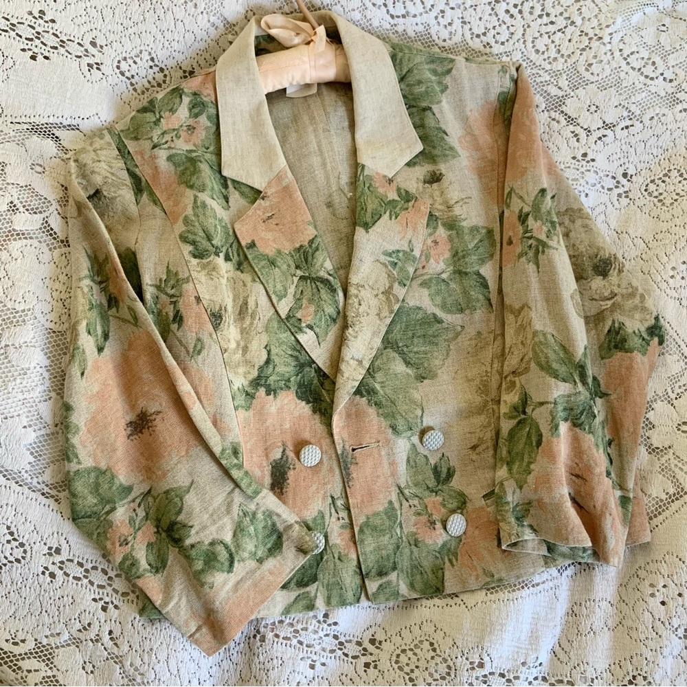 Vintage Floral Linen Blazer in Green and Peach